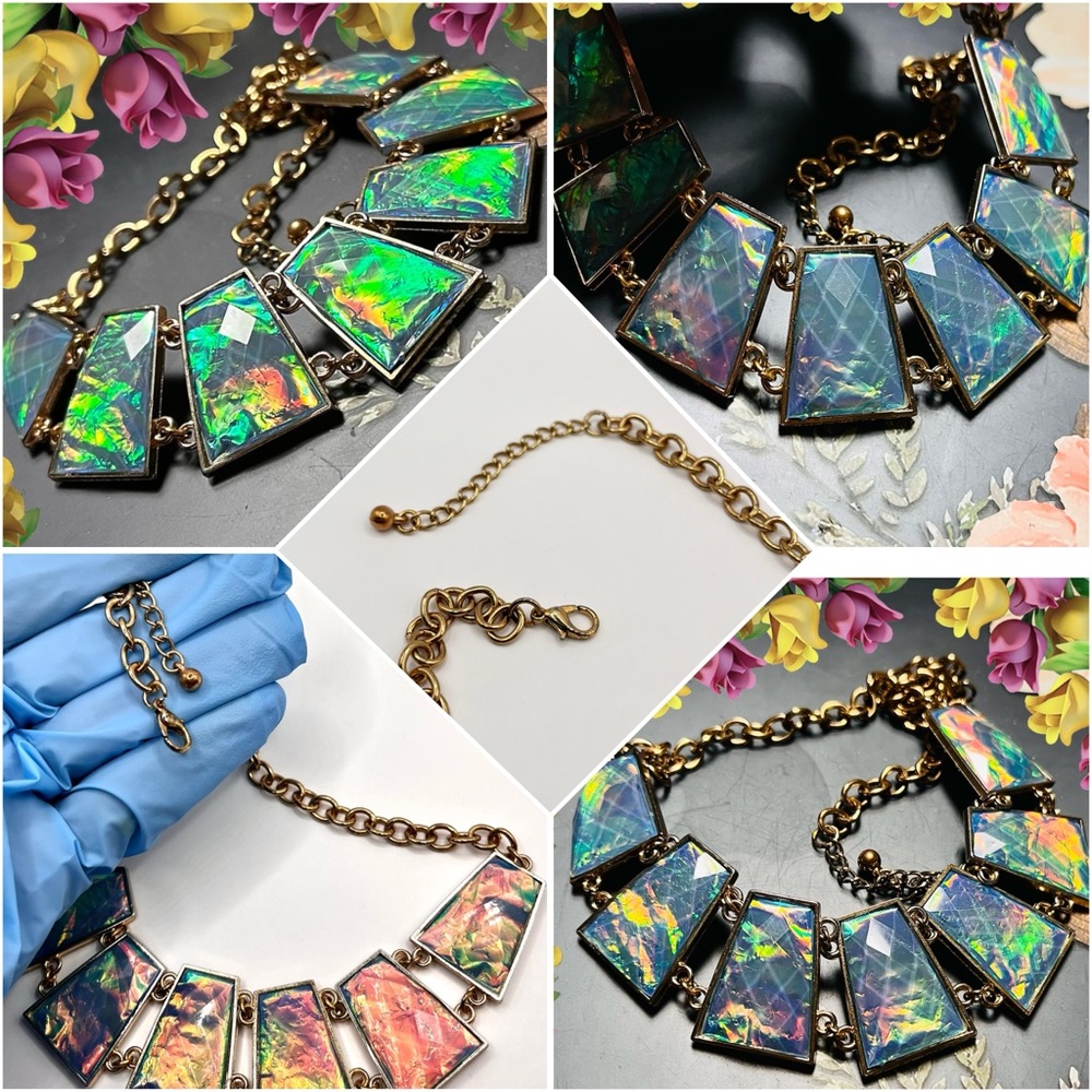 Vintage Style Opalescent Iridescent Green Gold Tone Geometric Statement Necklace